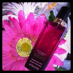 Victoria’s Secret fragrance mist